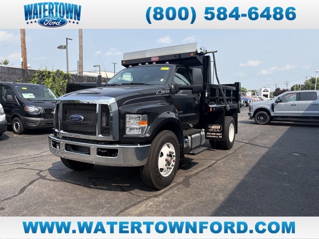 2027 Ford F-650SD